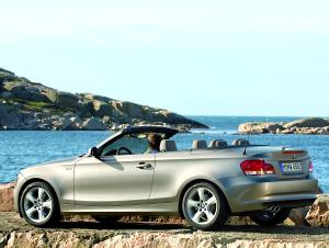 125i Cabrio Automatic {E88} picture