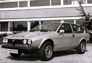 Alfetta GTV 2.6i V8 picture