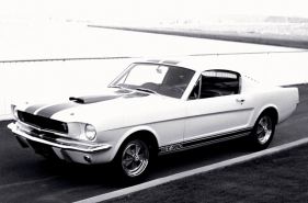 Mustang GT 350 Shelby picture