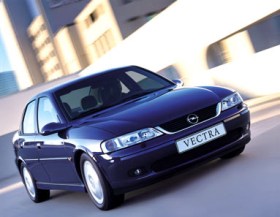 Vectra Comfort 2.5 V6 picture